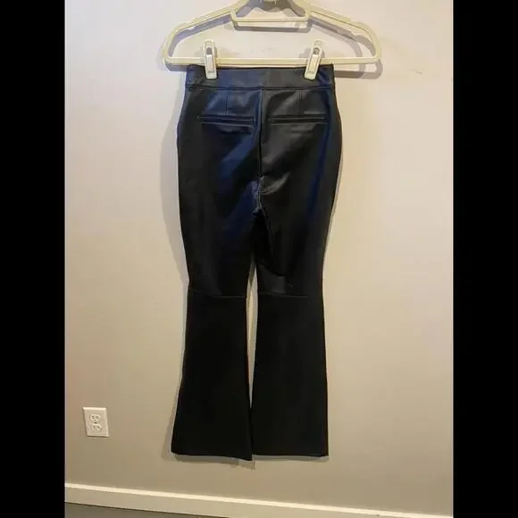 NWT SPANX Leather-Like Flare Pant- size small - Picture 5 of 9